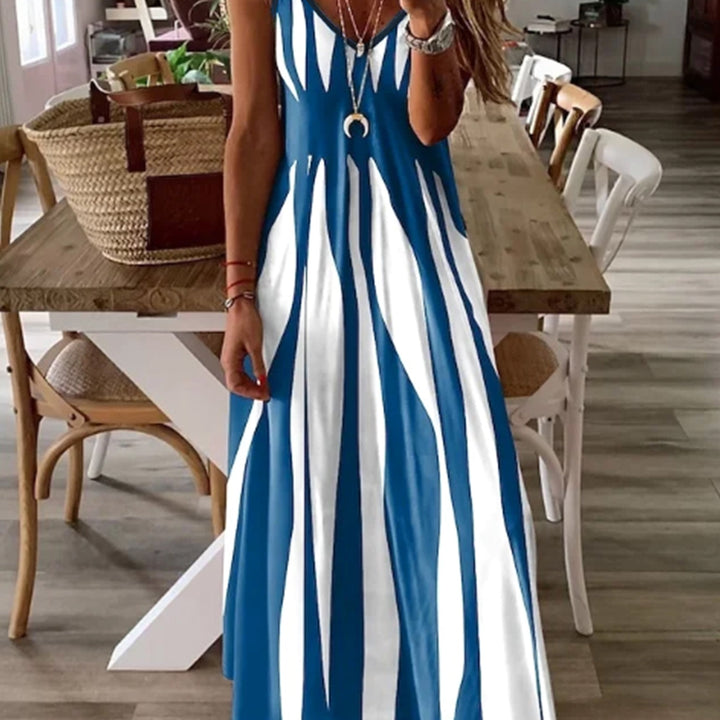 Margot | Printed V-Neck Dress in a Relaxed Cut